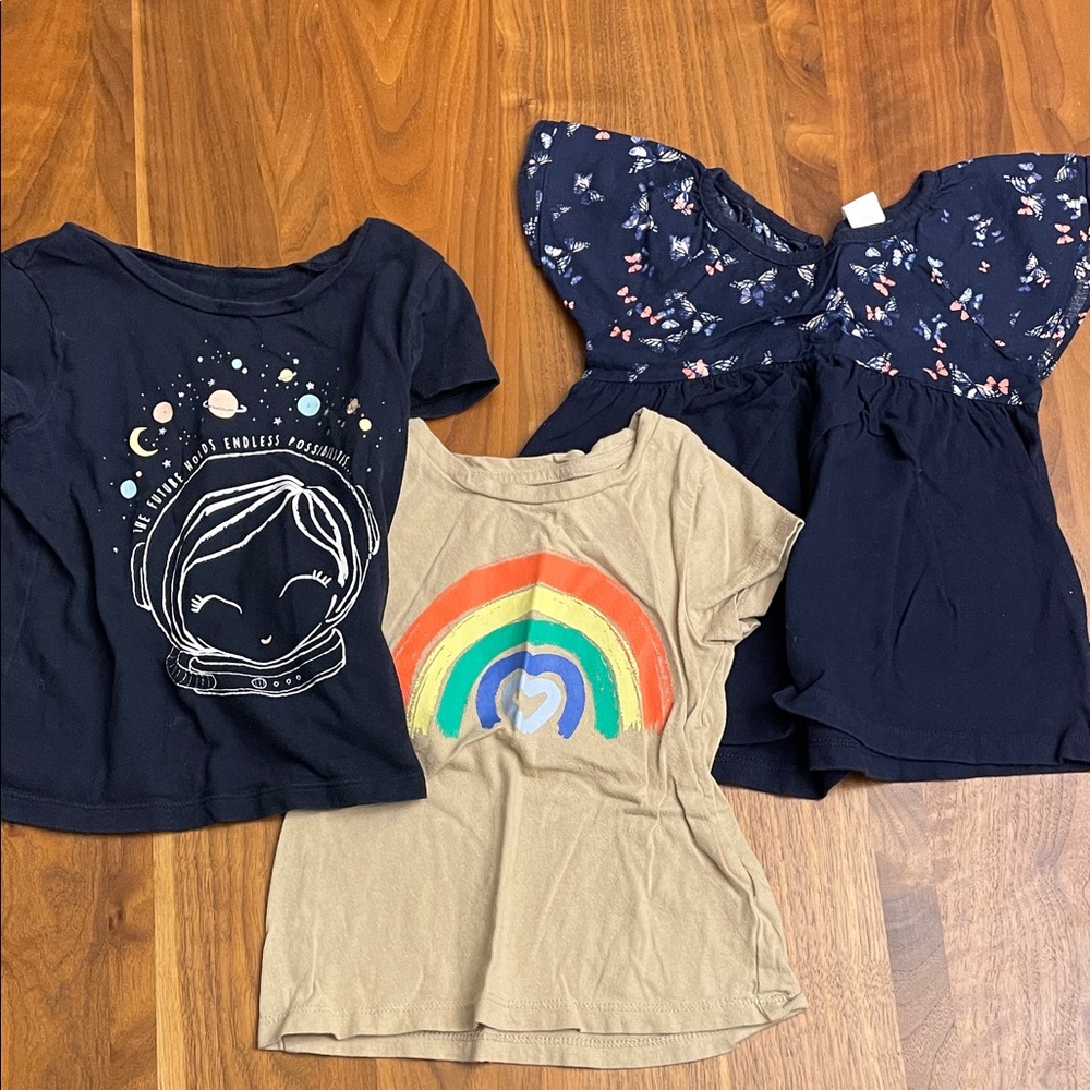 GAP Kids Navy and Tan Graphic Tees Set